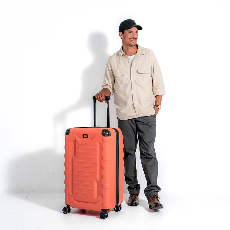 RENEGADE VAULT CHECKED BAG - View 3